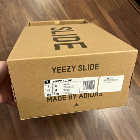 yeezy slide box